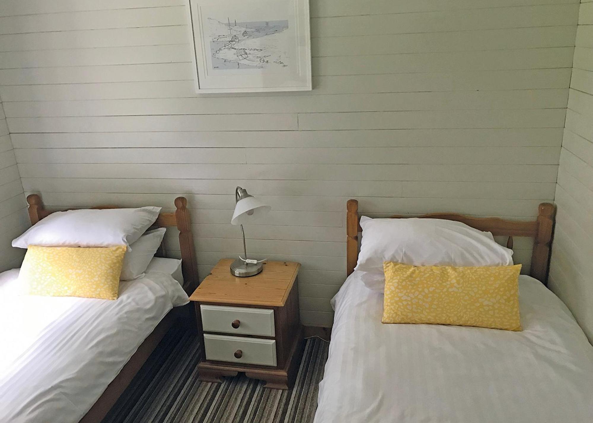 Ivyleaf Combe Lodges Stratton  ห้อง รูปภาพ